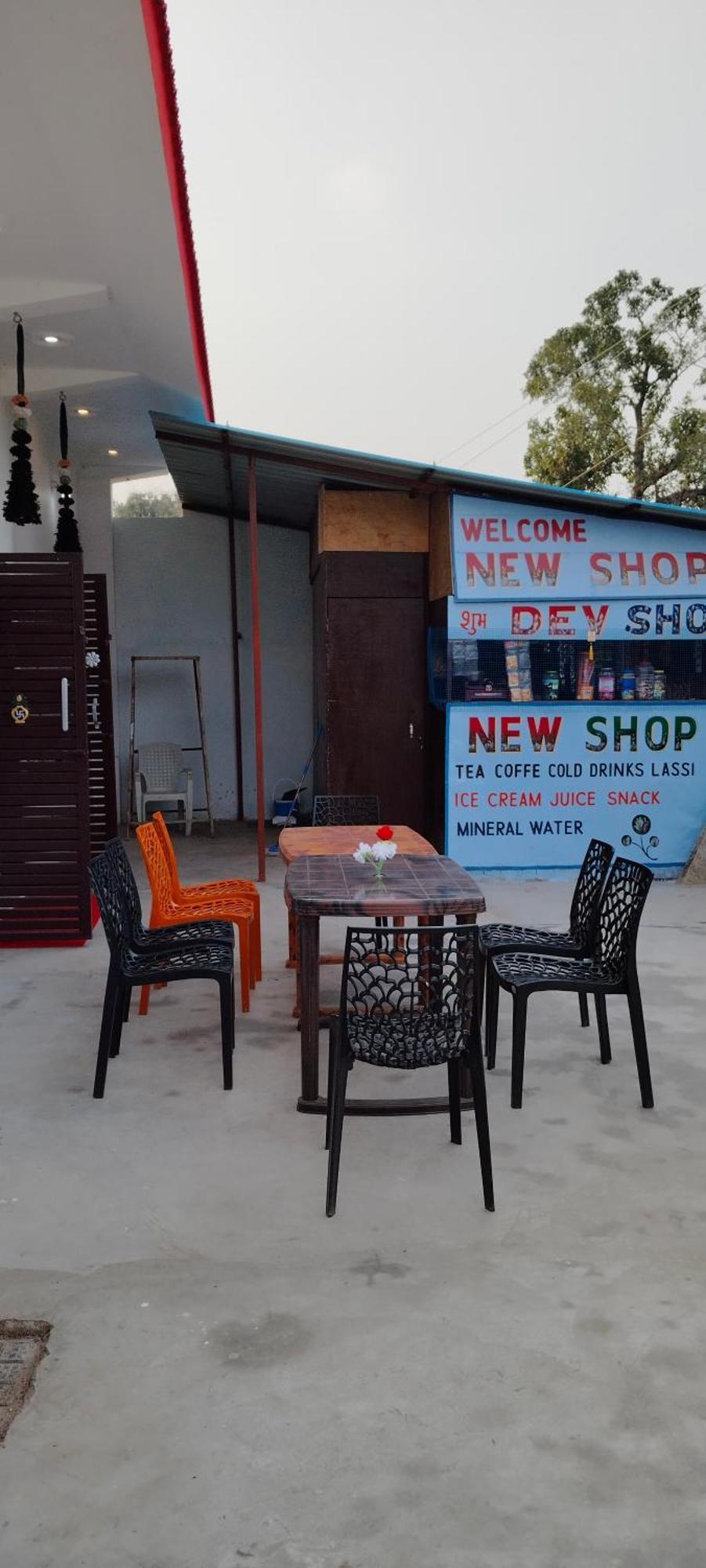 Laxmi Home Stay Ghura Luaran gambar